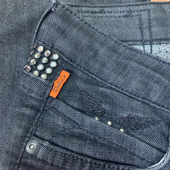 Robin’s Jeans - Picture 3 of 6